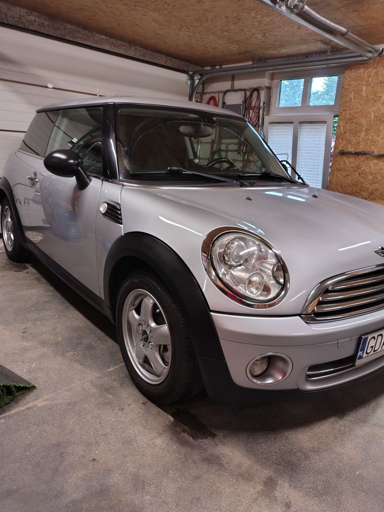 Mini One 1.6benz 2010r.Panorama