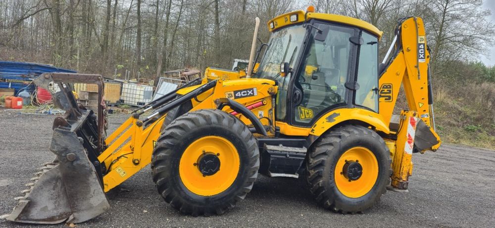 JCB 4CX Koparko ładowarka