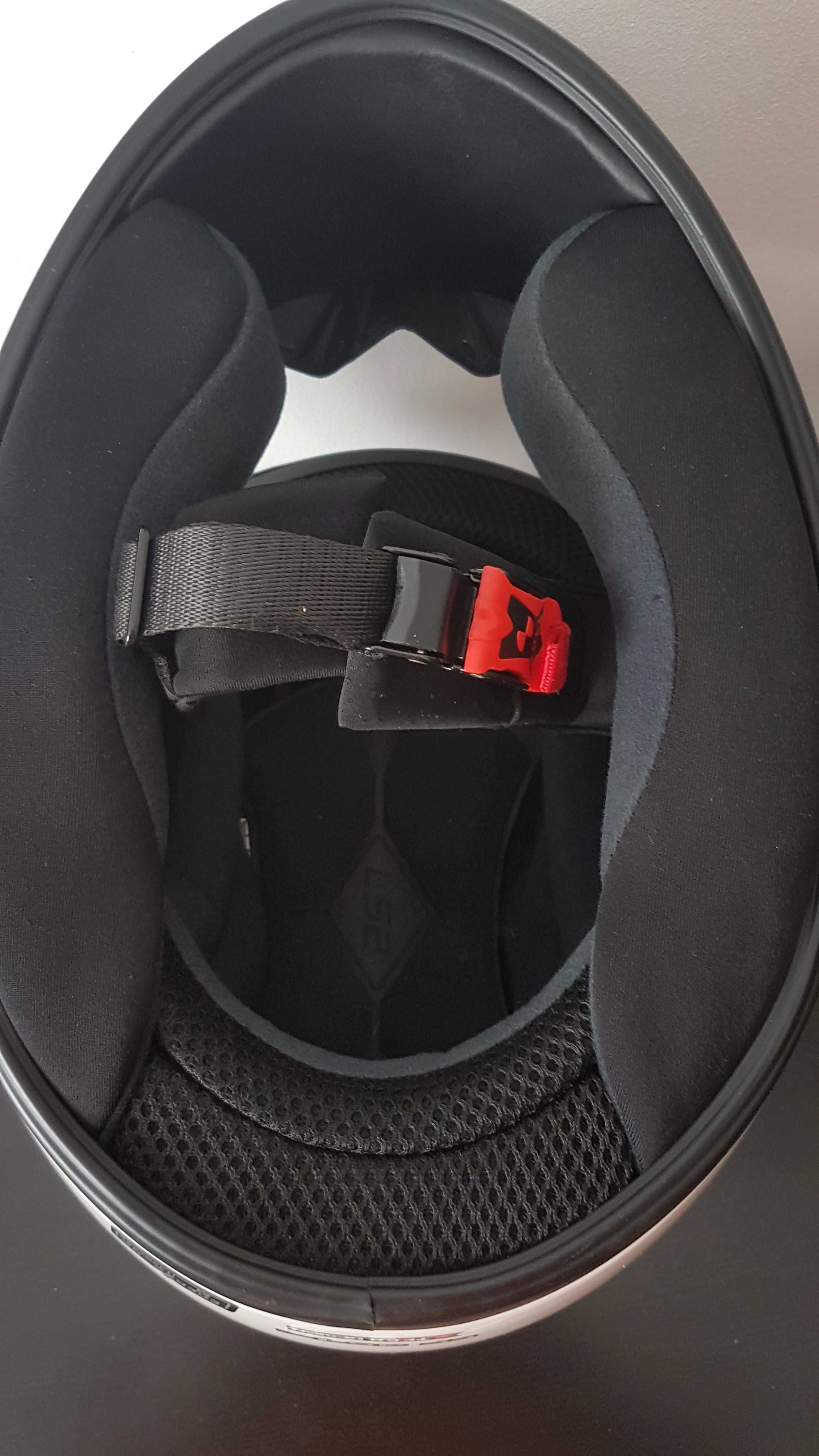 Capacete de mota