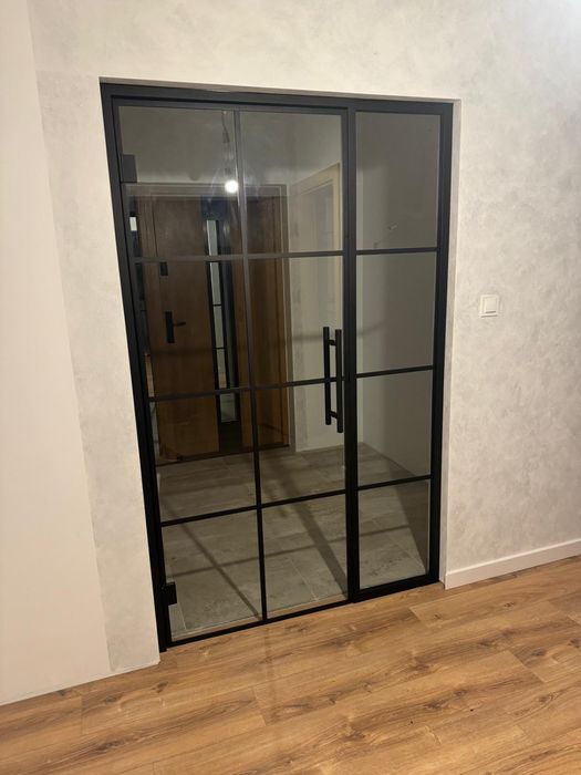 Szklane drzwi loft, szklane ściany , systemy przesuwne