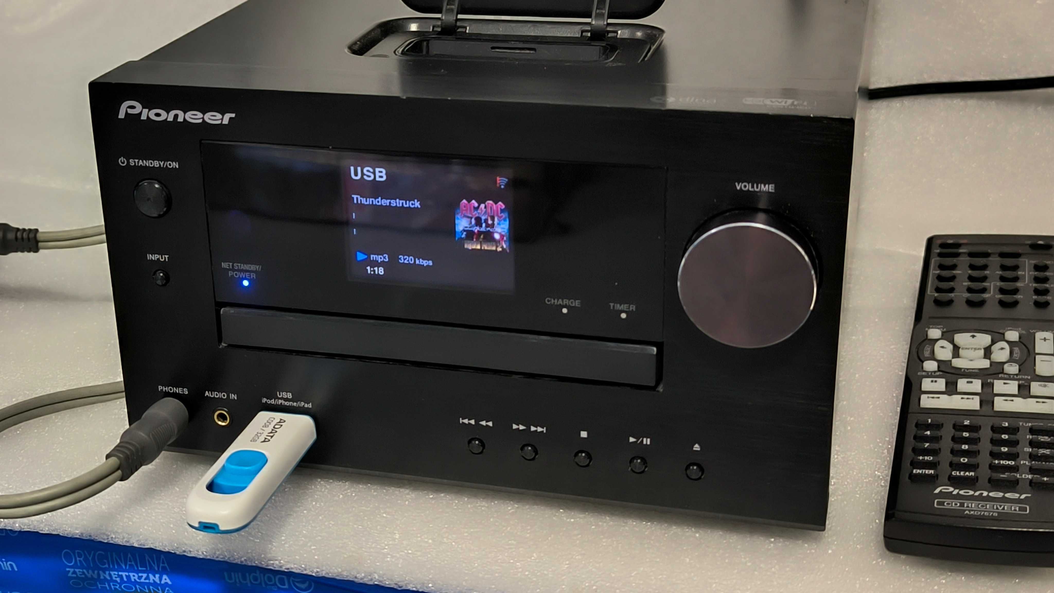 Pioneer all in one , Wifi, DlNA, USB , CD - MP3 player