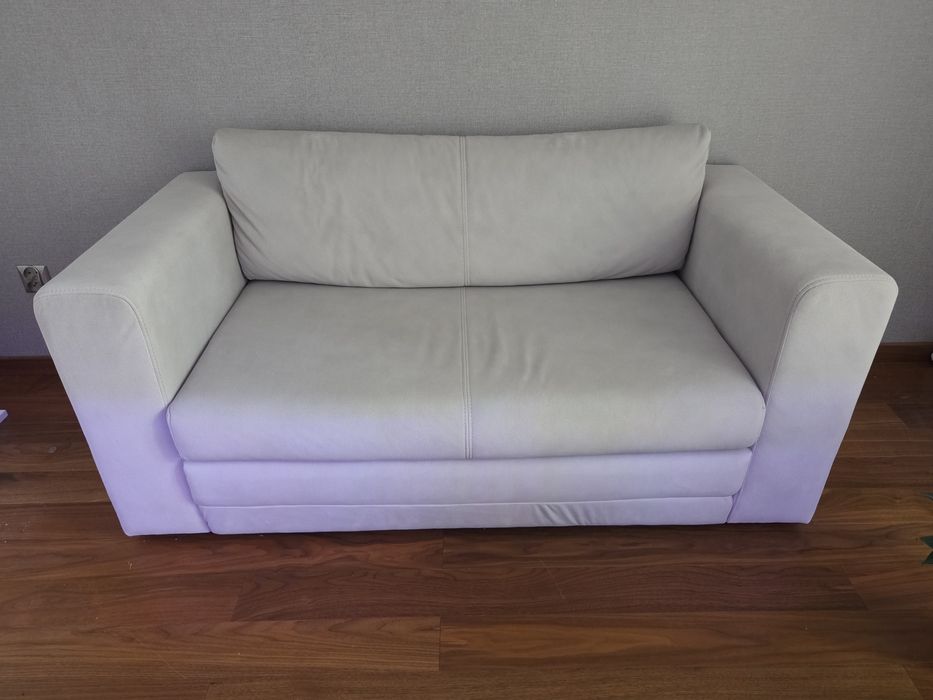 Sofa rozkładana.