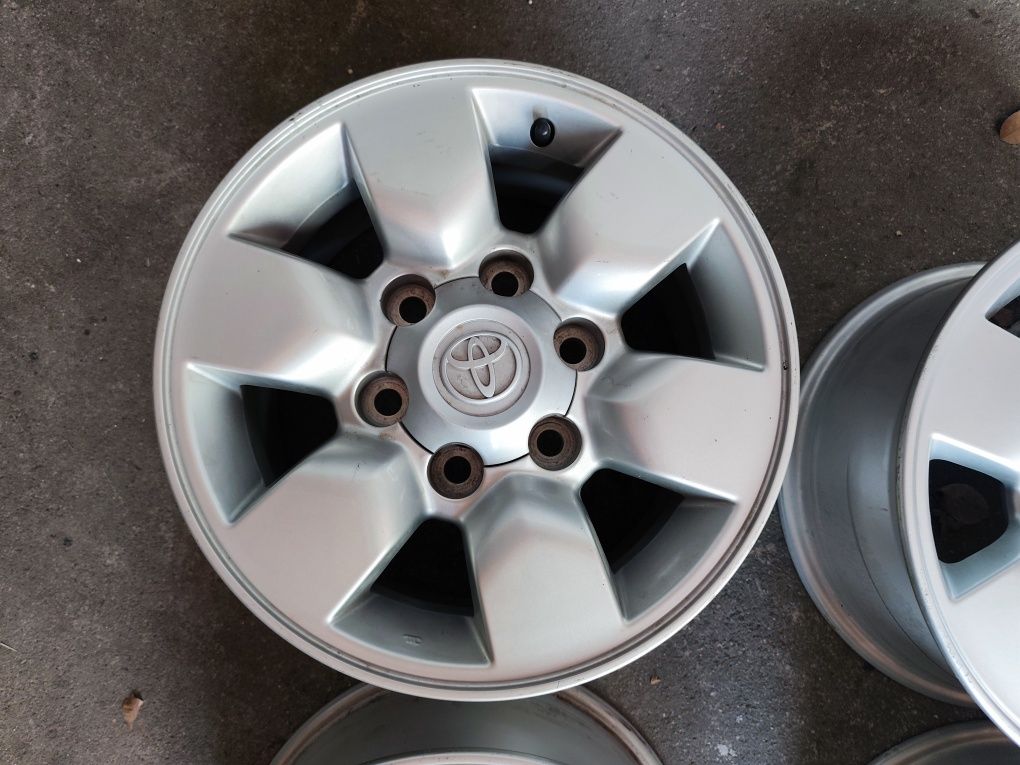Jantes 15 Originais Toyota Hilux
