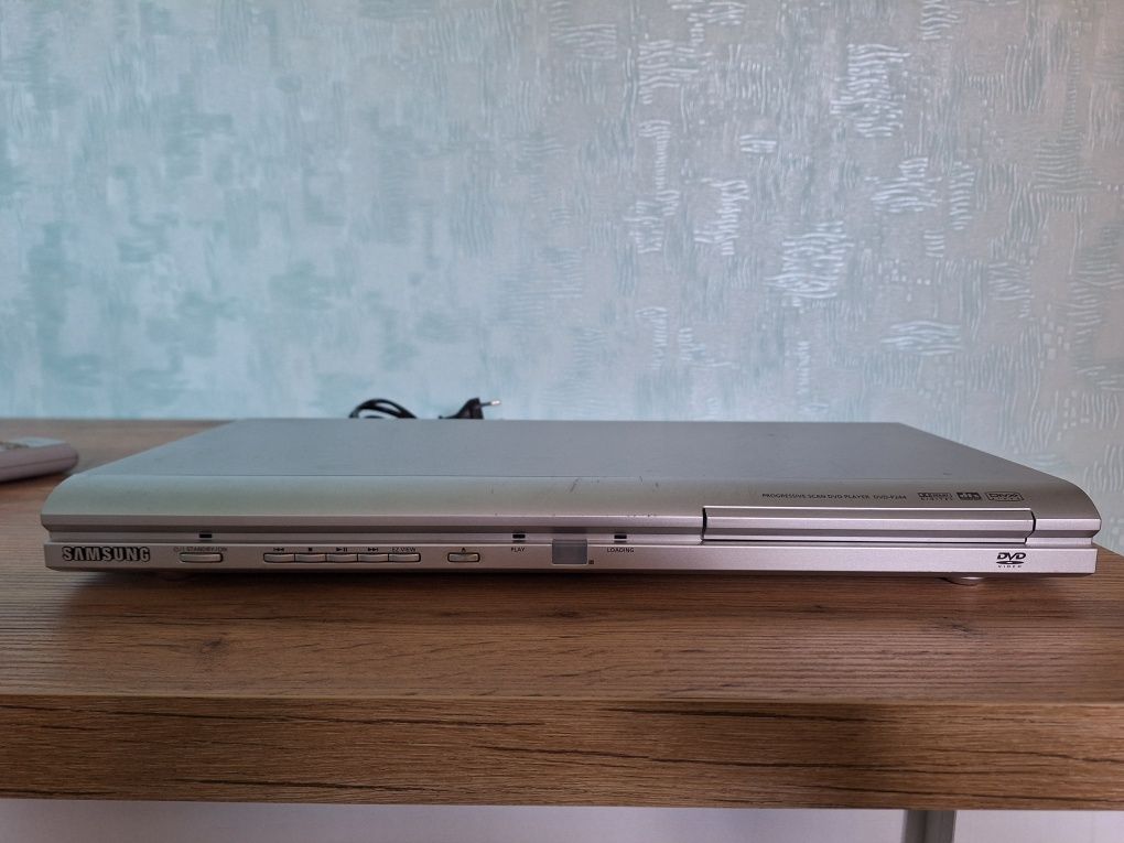 DVD Samsung p244