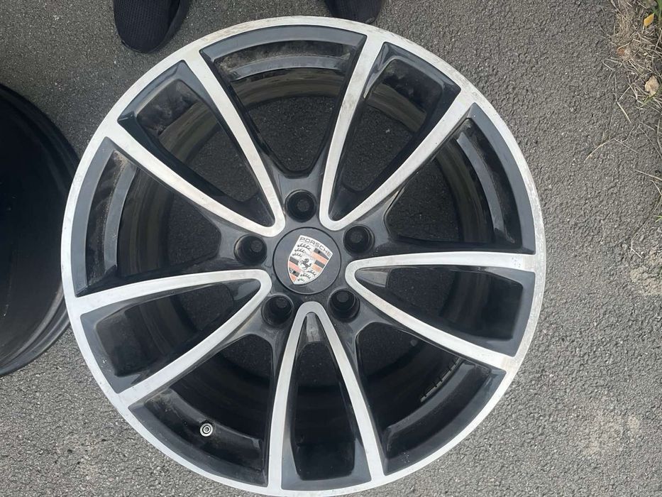 Продам диски різноширокі від Porsche Panamera 19 радіусу