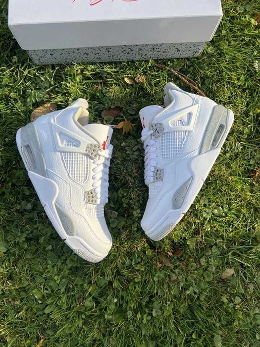 Buty sportowe "Jordan_4_Retro_White_Oreo R.37.5