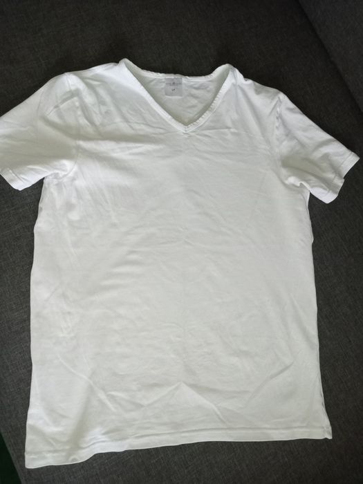 Футболки жіночі б/у,в гарному стані,. Ціна,-50грн за 1 шт