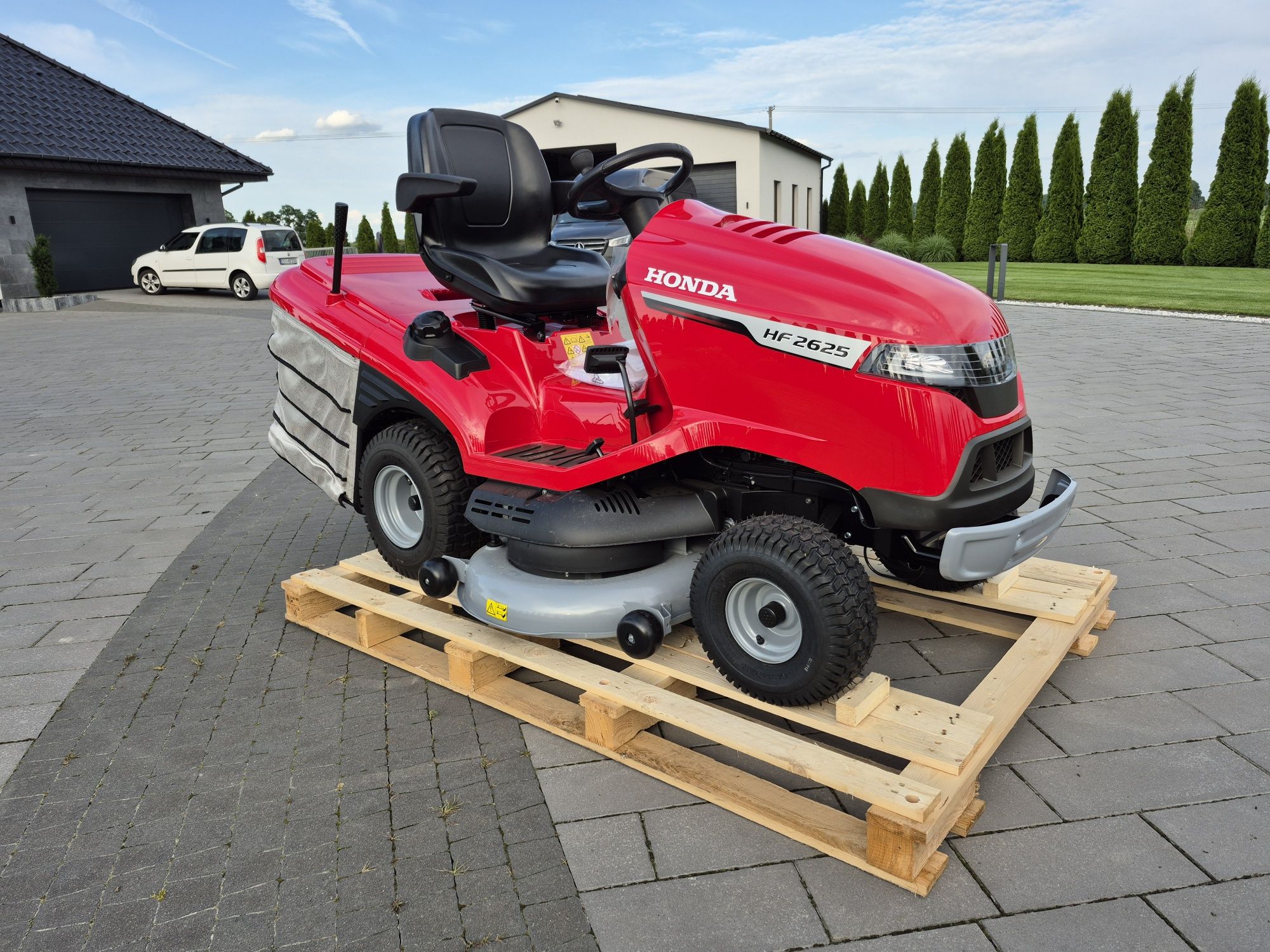 Nowa honda HF 2625 kosiarka traktorek