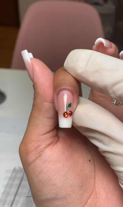 Manicure/ alongamento em gel / blindagem