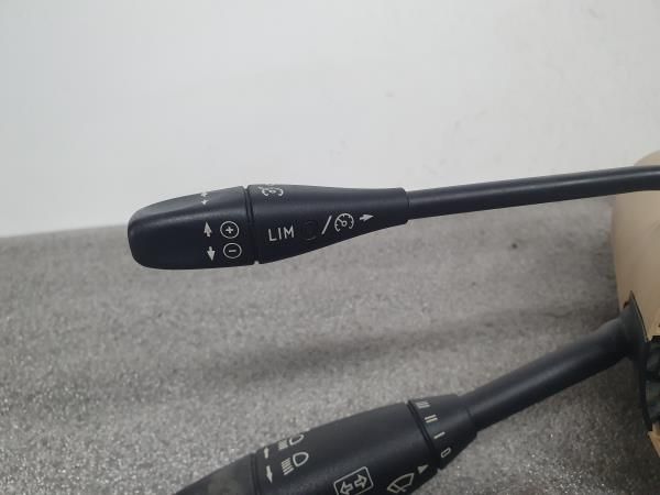 Conjunto / manetes de luzes e limpa vidros MERCEDES-BENZ CLS (C219)