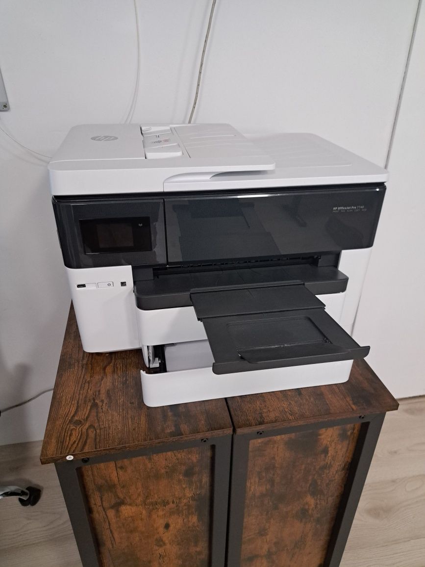 Sprzedam drukarkę hp A3