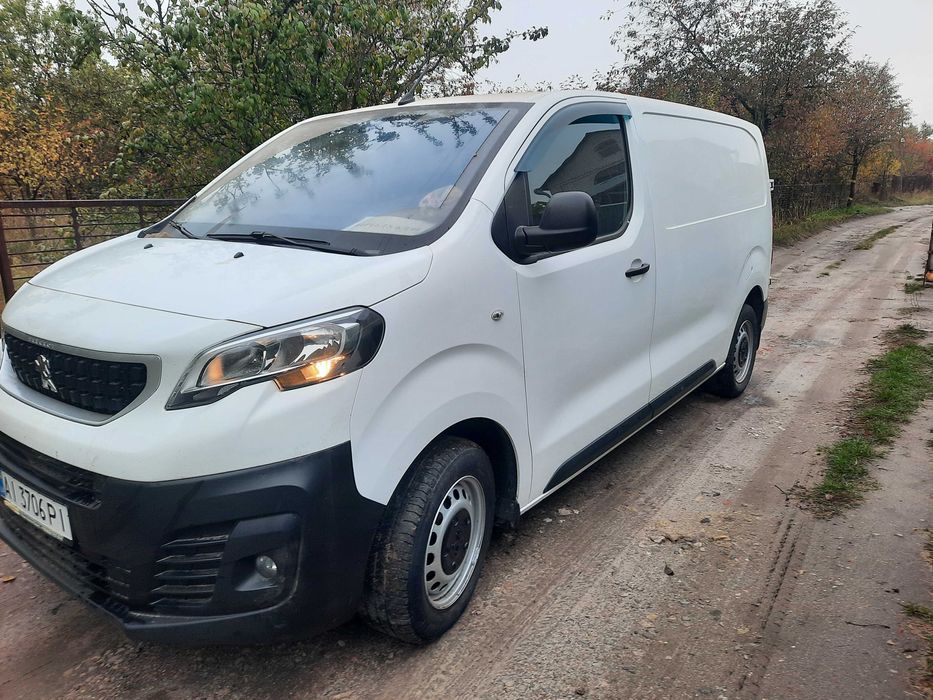 Продам авто Pegout 2018