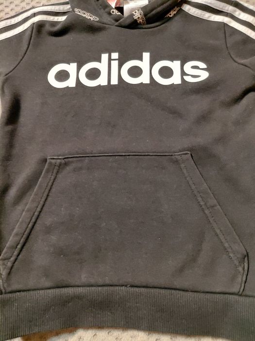 Bluza z kapturem.