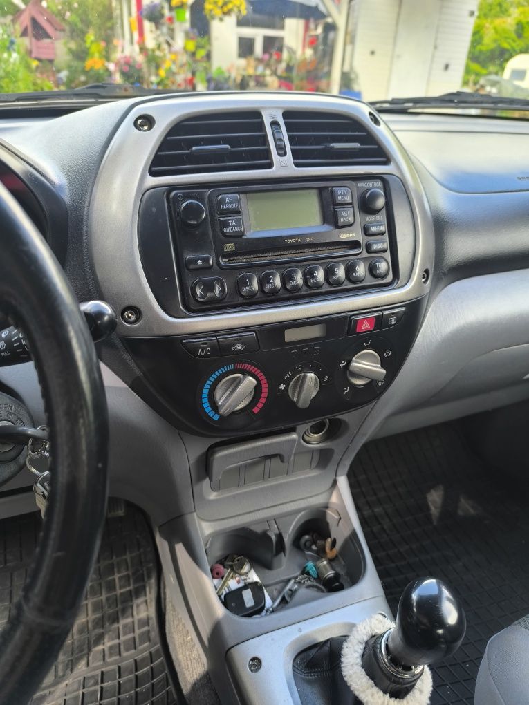 Toyota RAV4 2.0 gaz 4x4