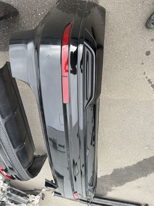 Бампер audi A8 d5 комплектний 6 парків