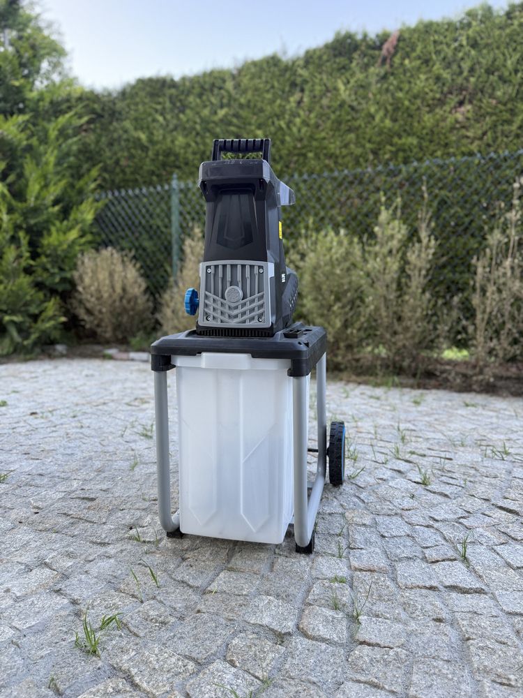 Rozdrabniacz do gałęzi MacAllister 2800 W