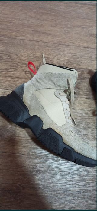 Високі кросівки Італія, хайтопи