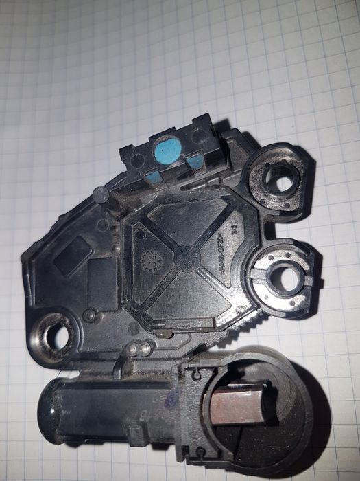 Регулятор напряжения Valeo рено