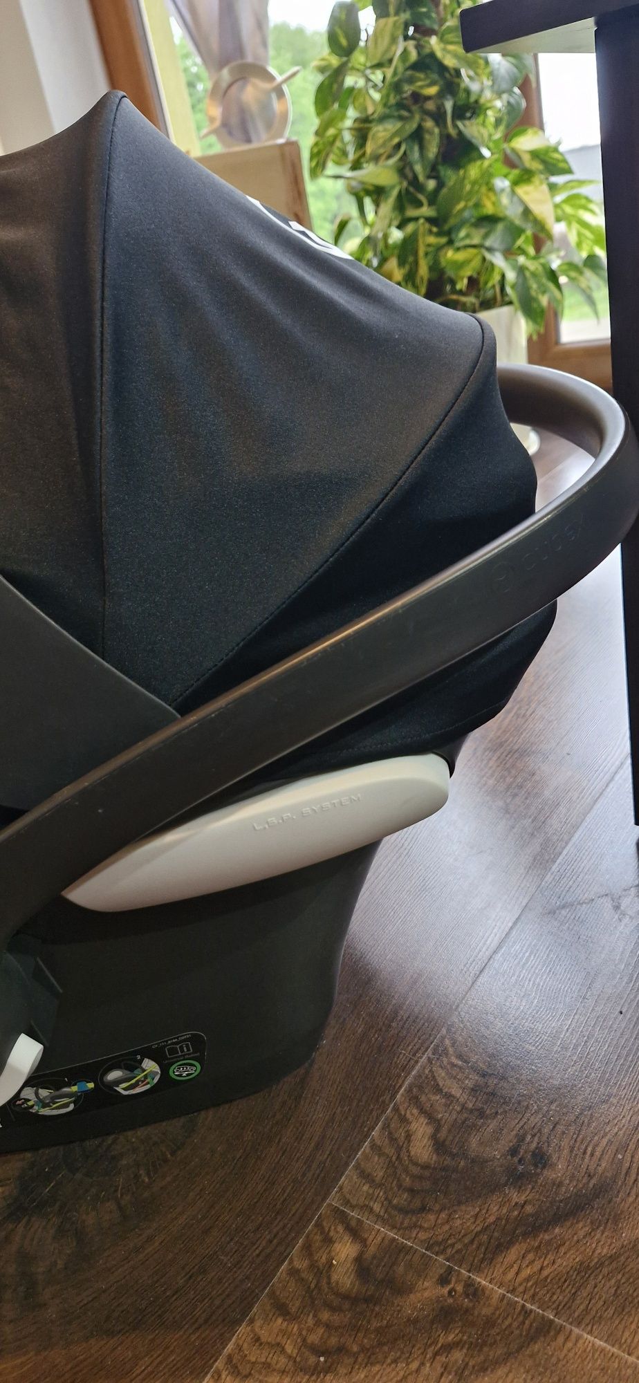 Fotelik Cybex aton b2 Silver