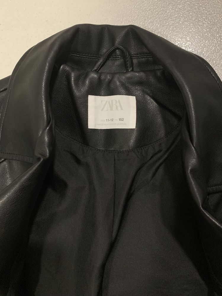 Czarna ramoneska Zara 152