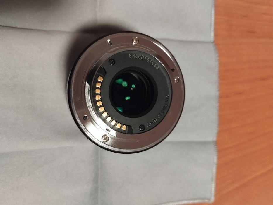 Panasonic Lumix 42,5 mm