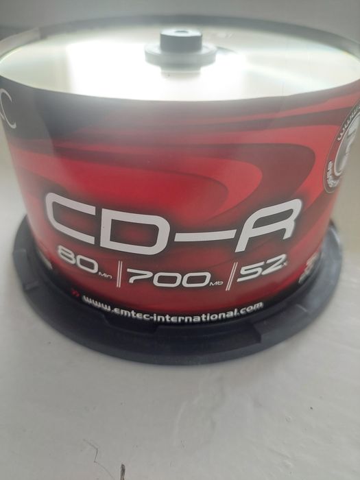 Sprzedam 48 płyt CD NOWE