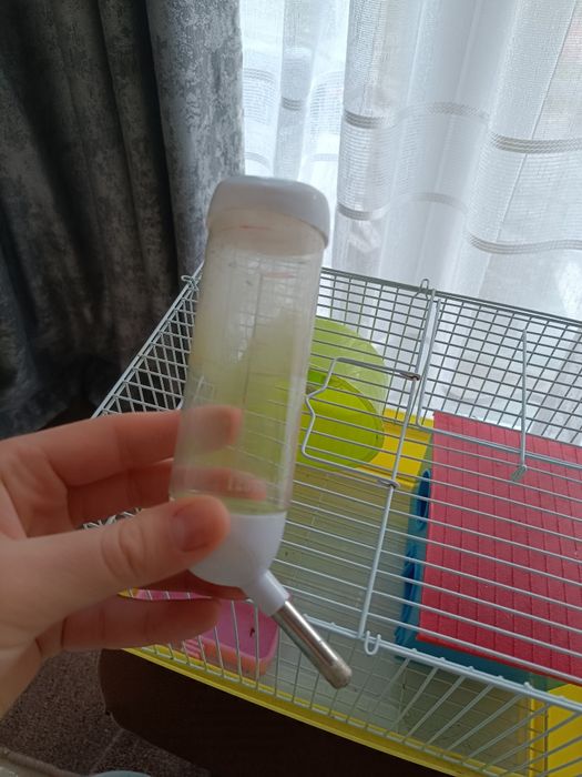 Продам клетку хомяку ( джонгарик) с шаром для бега бу