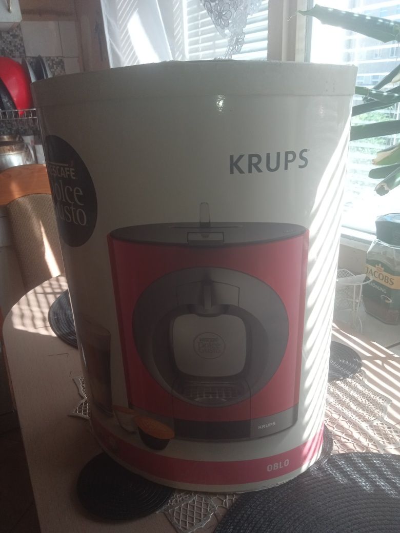 Ekspres ciśnieniowy na kapsułki NESCAFÉ OBLO KRUPS