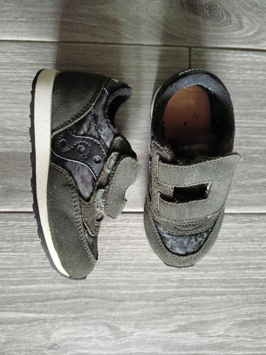 Saucony кросівки 23 розмір