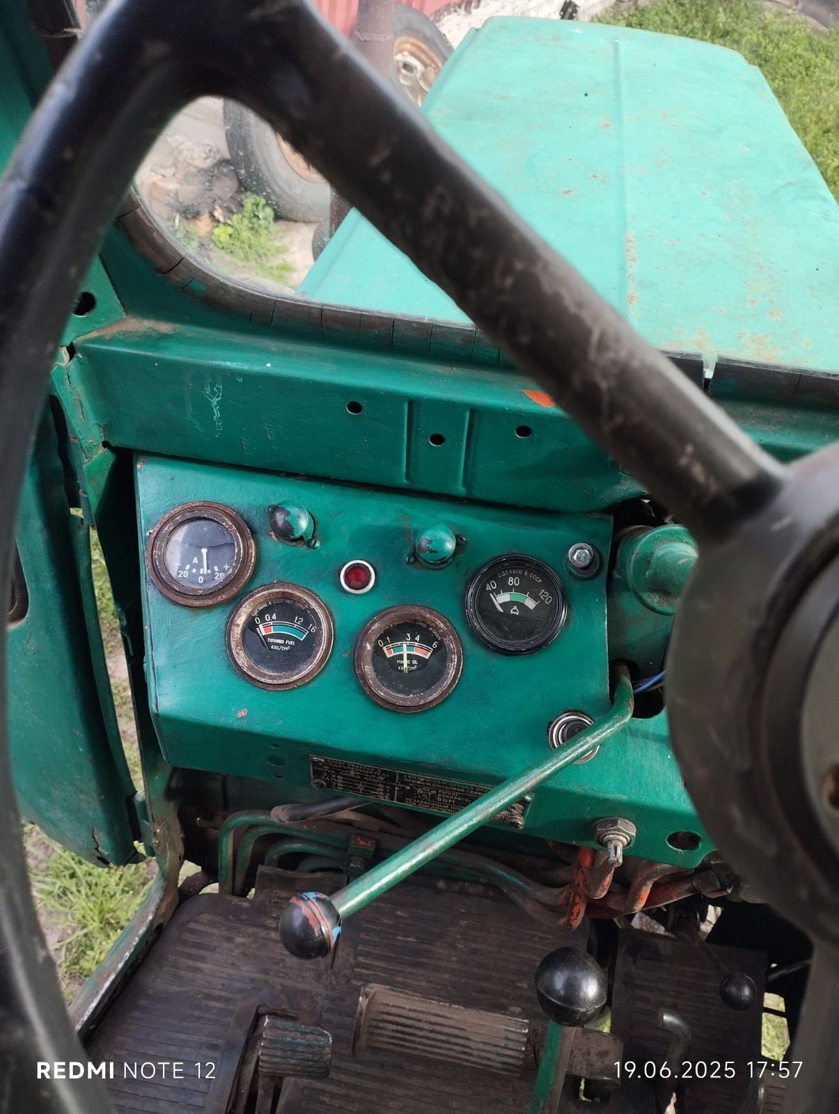 Продам трактор Т-40
