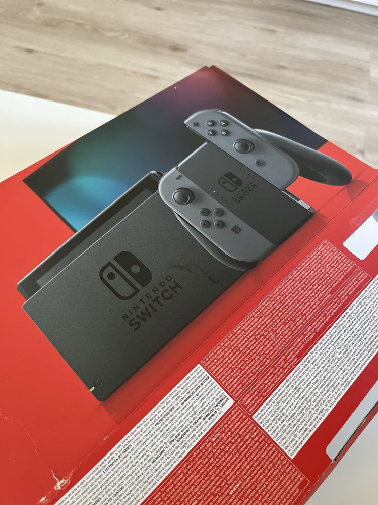 Nintendo Switch Pack + 2 Jogos