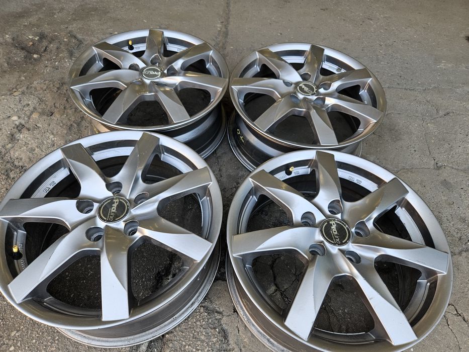 Felgi Aluminiowe 16" Hyundai Mazda Toyota 5x114.3 ET45