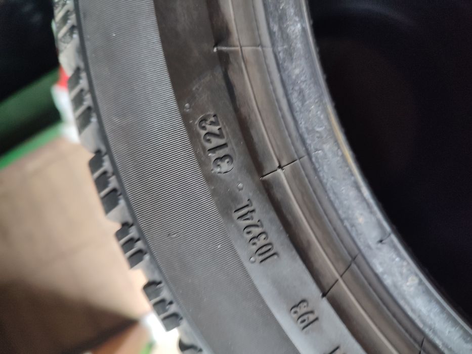 Шини PIRELLl cinturato 215/55 r17.