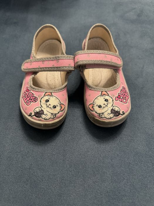 Взуття в садочок, на пляж 2-3 роки. 15,5-16 см