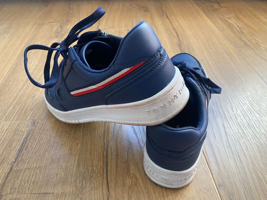 Sneakersy Tommy Hilfiger super stan wkładka 27 cm