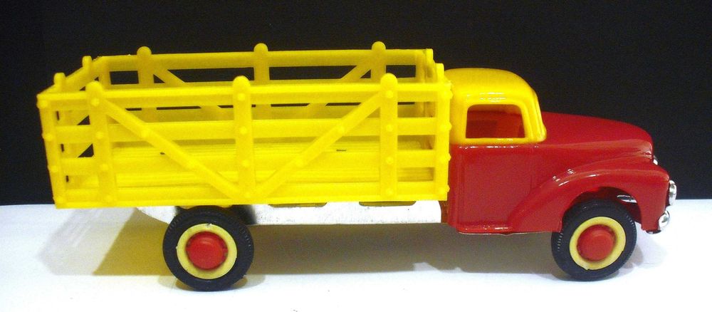 JATO - Bedford TJ 6 camionete de caixa aberta made in Portugal 1970's