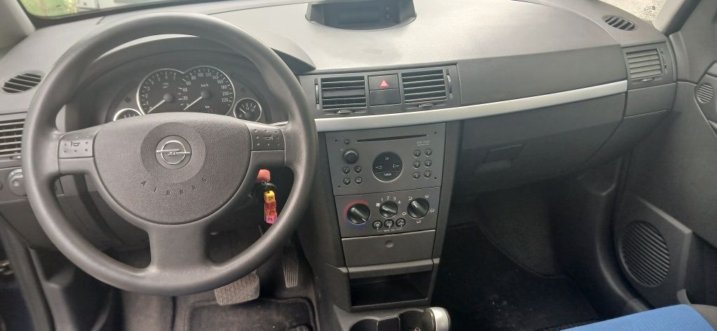 Opel Meriva 1.6 automat zarejestrowany w pl