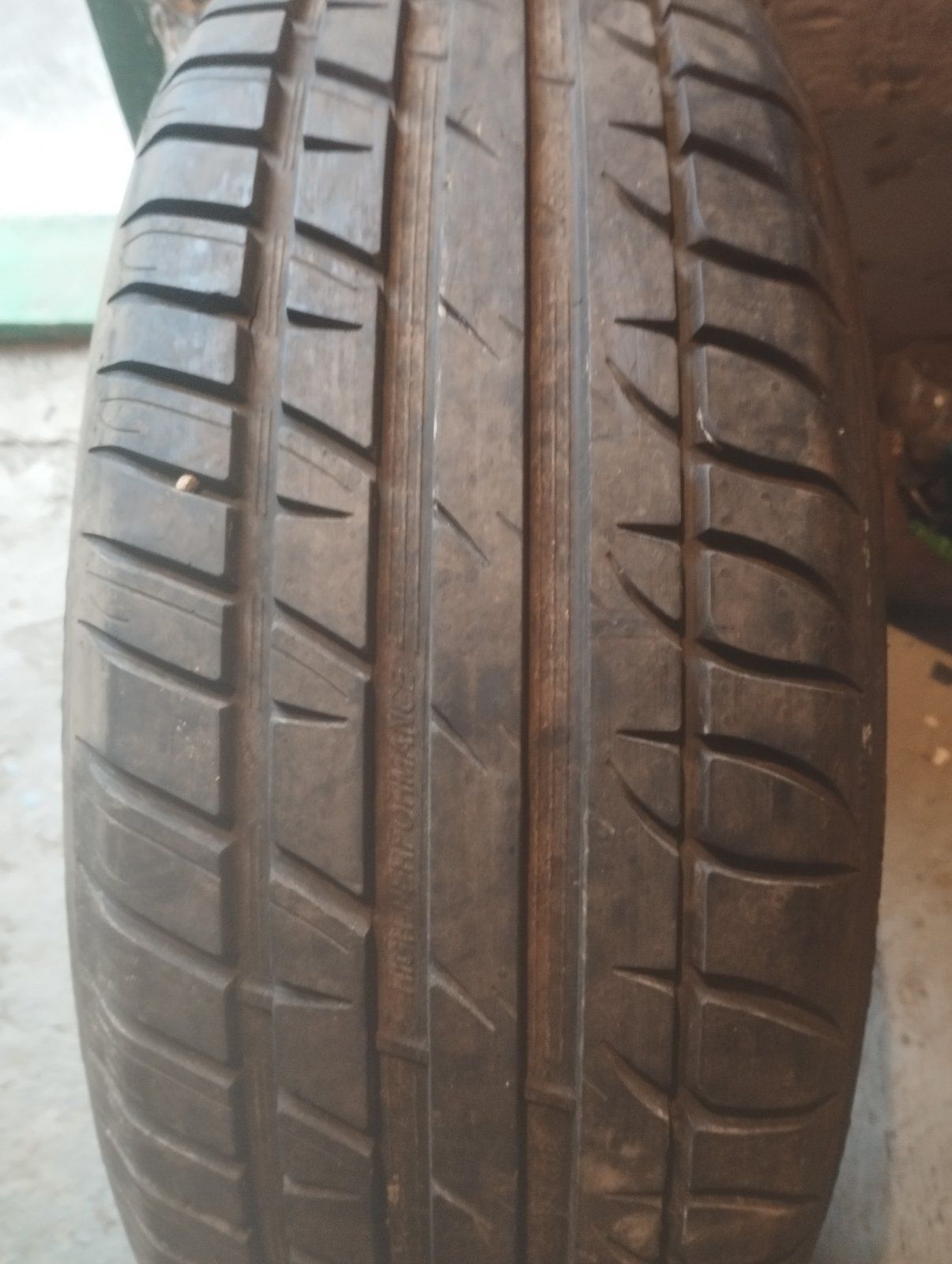 Шини з дисками в комплекті для Toyota