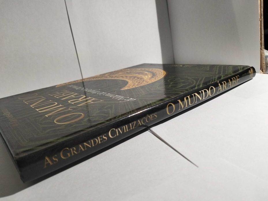 "O mundo árabe" livro de coleção