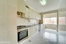 Apartamento T2 para arrendamento
