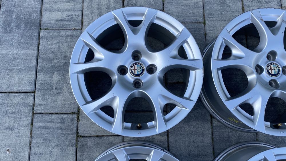 Felgi aluminiowe Alfa Romeo Mito 4x98 16 cali