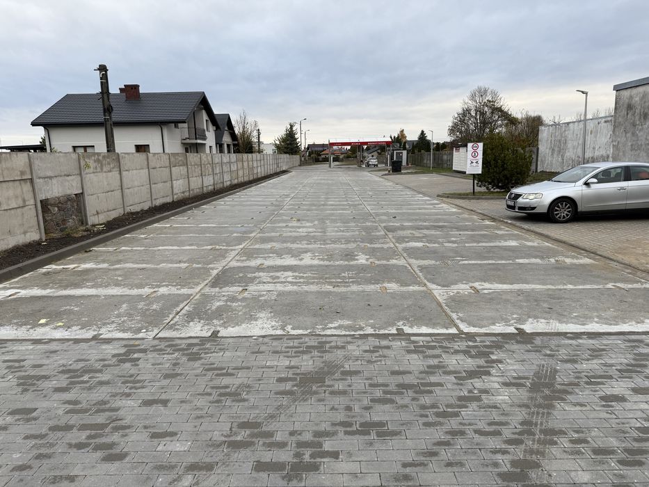 Układanie montaż płyt drogowych betonowych MON Jumb