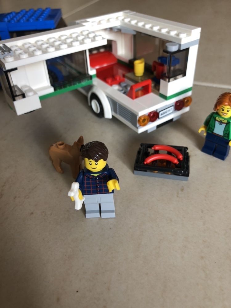 Lego Van y Caravan