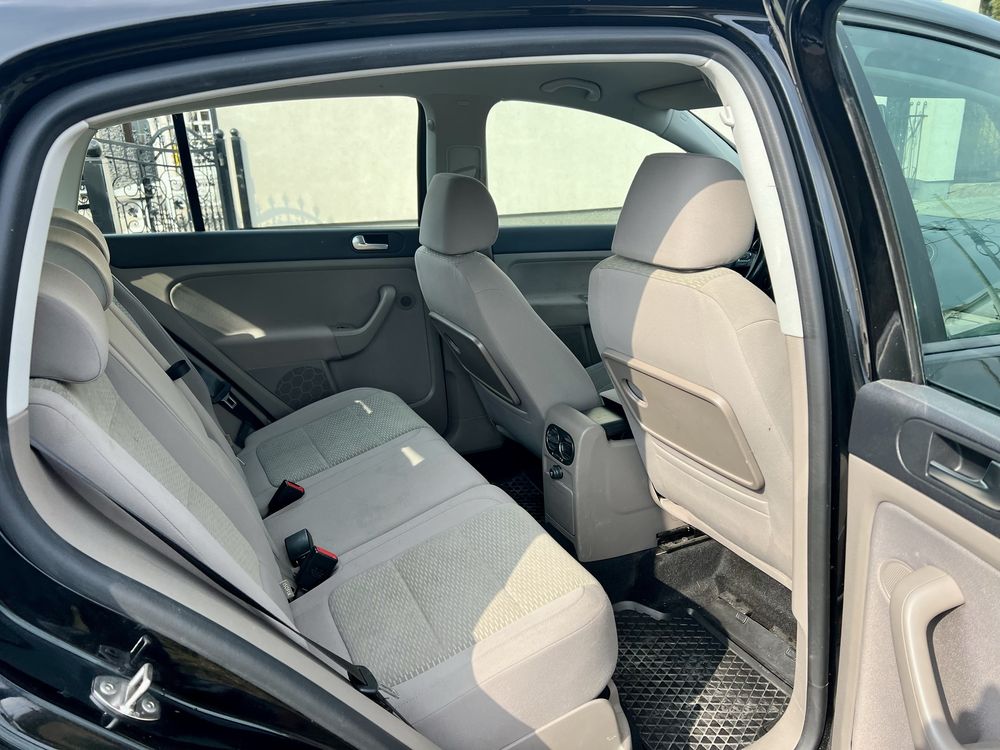 Volkswagen Golf VI Plus,1.6 MPI,8V, 2010, oryginalny przebieg