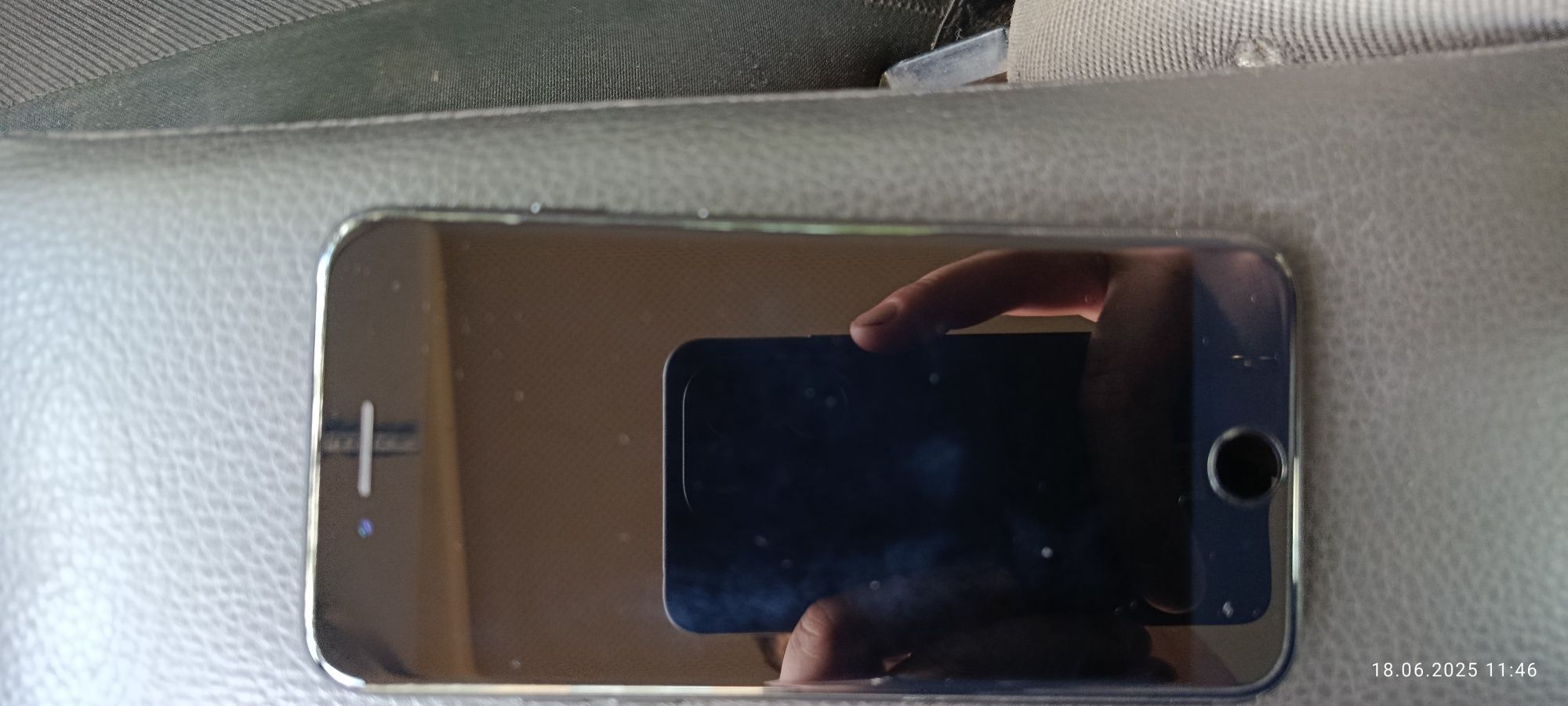 Продам   iPhone 7