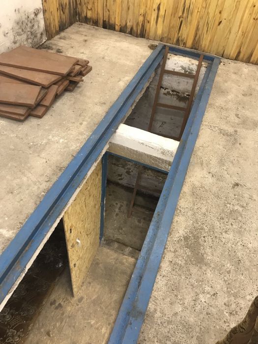 Продам приватизований гараж на Шухевича