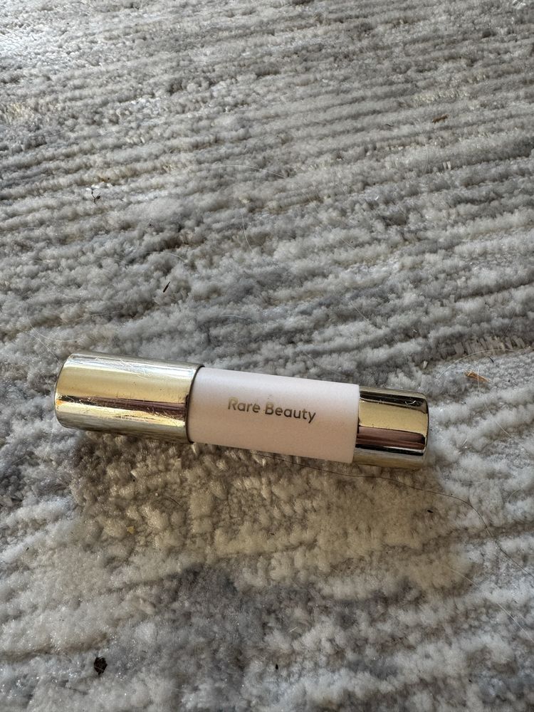 Bronzer na mokro rare beauty