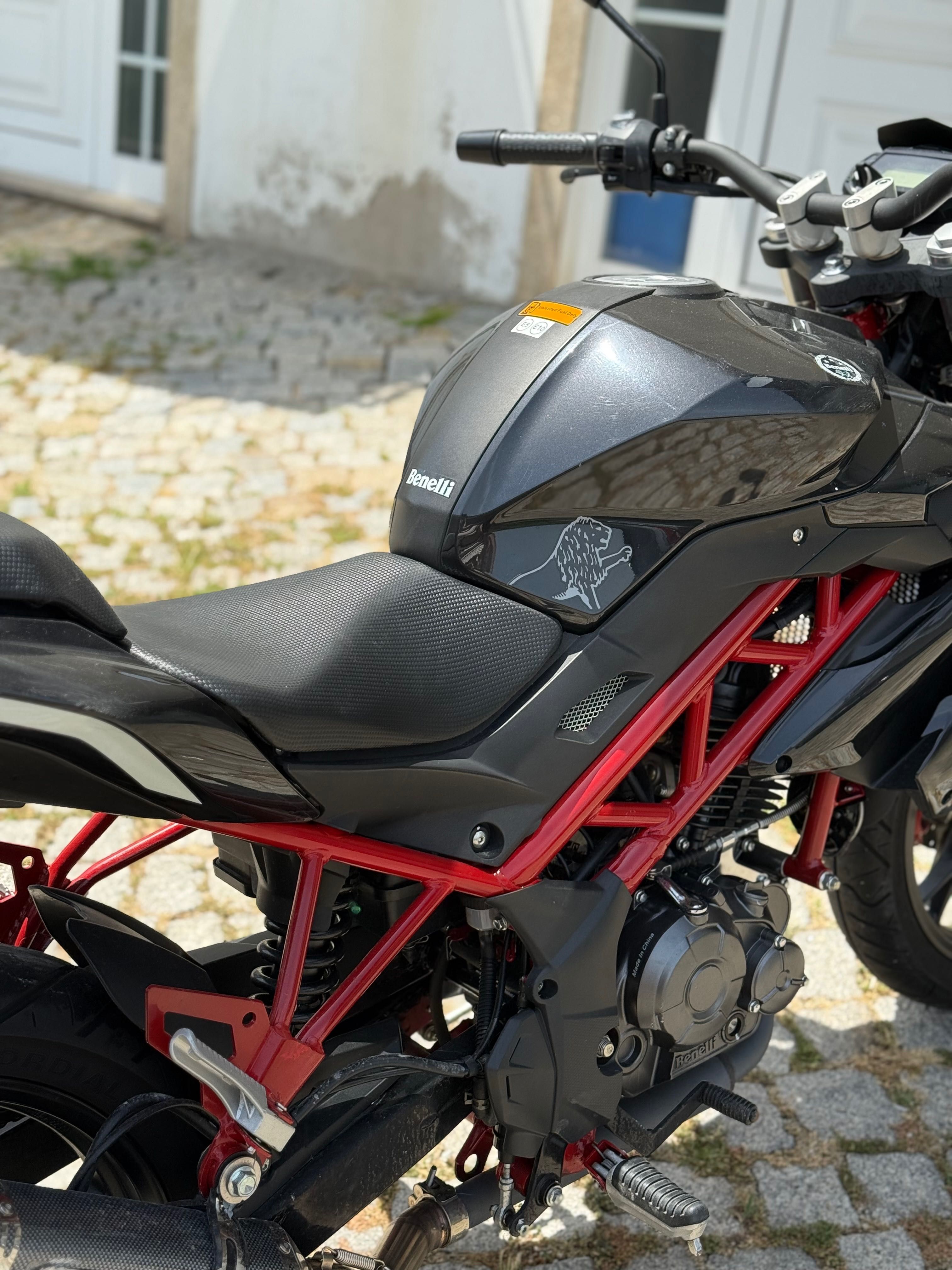 Vendo benelli 125