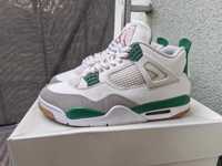 Jordan 4 Pine Green.