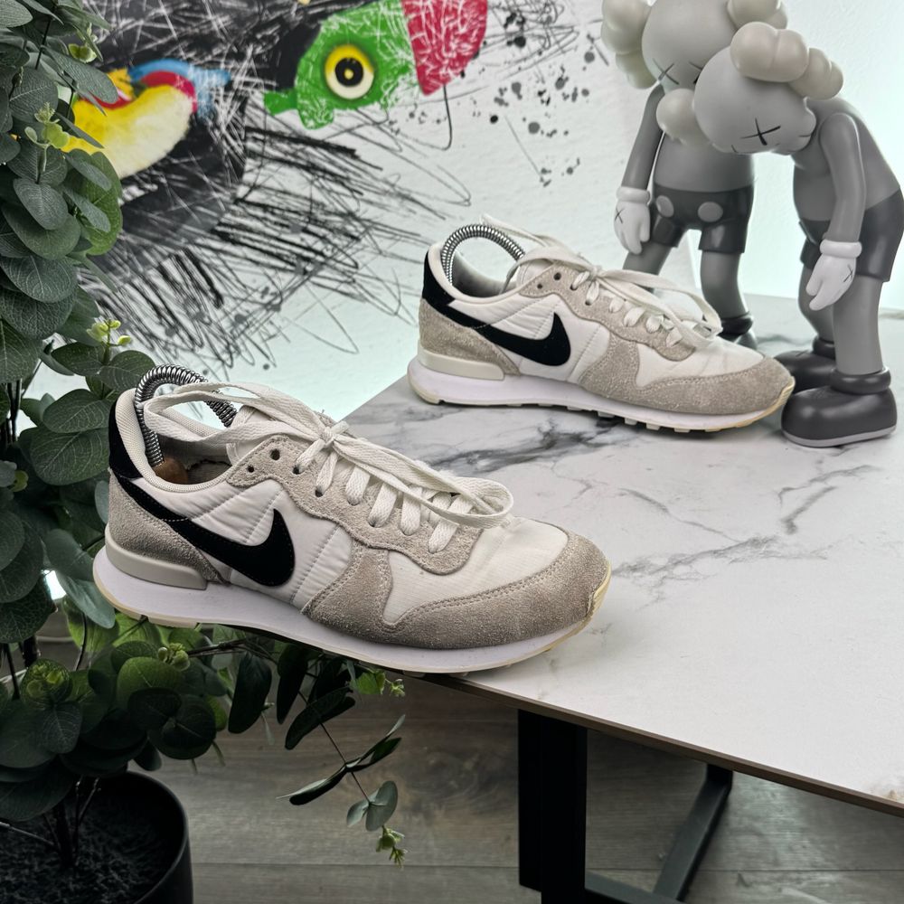 Кросівки Nike Internationalist 37.5 розмір 1678